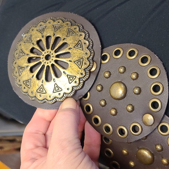 Amiee Lynn Size Tooled Fsux Leather Belt with brushed gold/brass grommets. - Picture 3 of 4